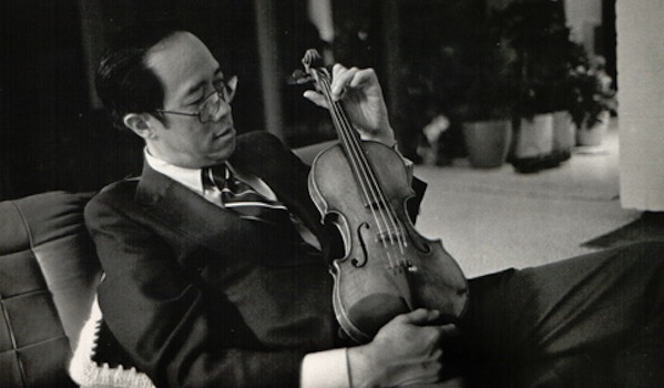 HoldingViolin