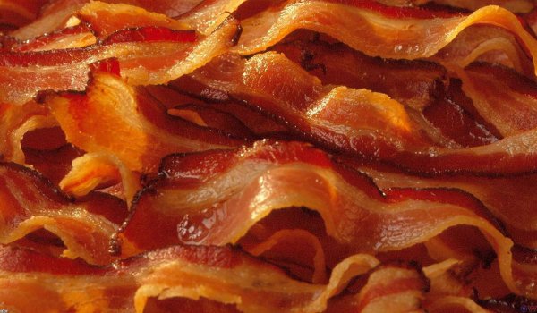 bacon-164571-1440x900-1