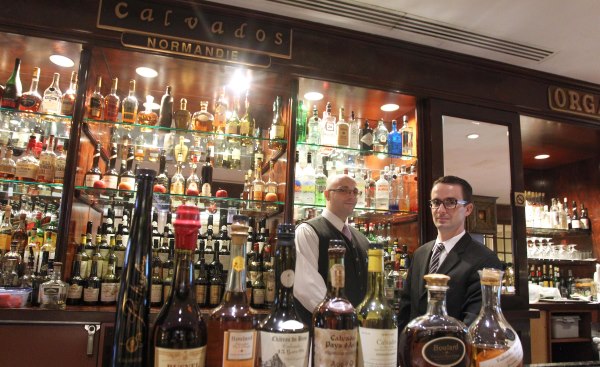 Calvados Bar (Charles Guerin/ABACAUSA.COM)