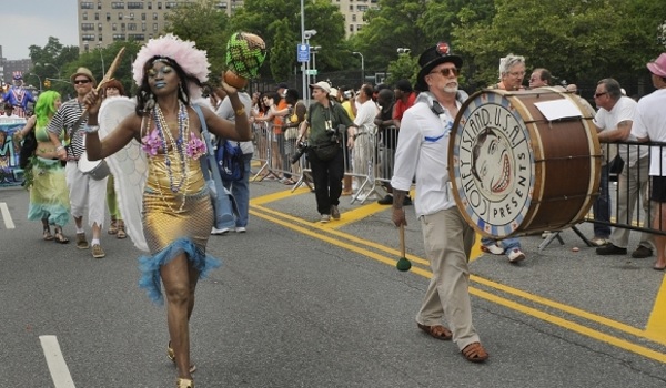 mermaid_parade
