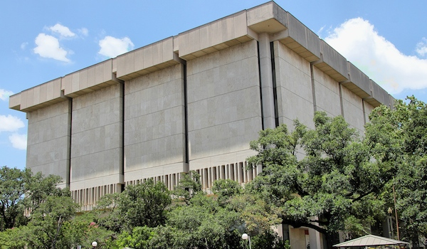 Harry_ransom_center_2012