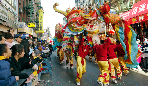 Dragon_in_Chinatown_NYC_Lunar_New_Year
