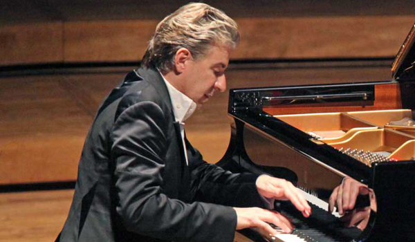 Jean-Yves-Thibaudet-performs-at-Seiji-Ozawa-Hall-Hilary-Scott