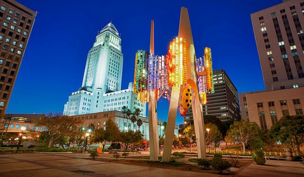 Triforium-Sculpture Downtown los angeles