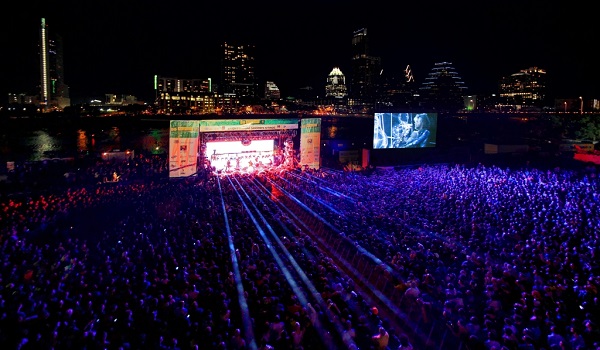 Auditorium-Shores-Flaming Lips--Credit-Tye-Truitt