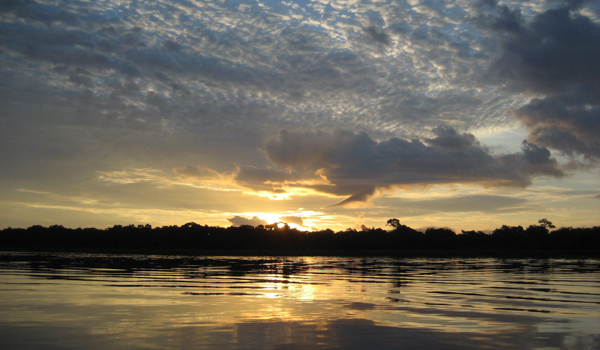 Sunrise_on_the_Congo_River_-_2