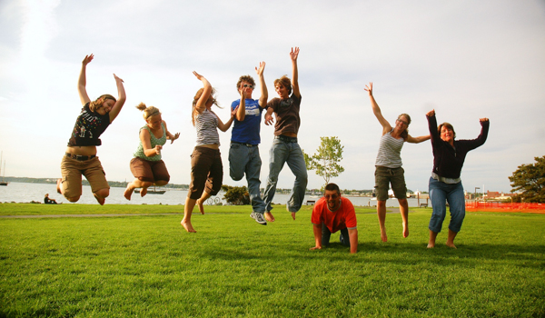 Family_jump
