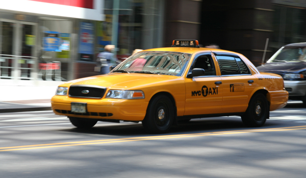 https://frenchmorning.com/wp-content/uploads/2014/04/New_York_Taxi.jpg