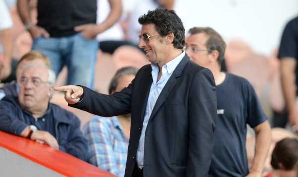 Patrick Bruel during the French First League soccer match, Paris Saint-Germain Vs Lorient at Parc des Princes in Paris, France on August 11, 2012. The match ended in a 2-2 draw. Photo by ABACAUSA.COM # 330888_001