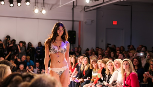 CURVExpo