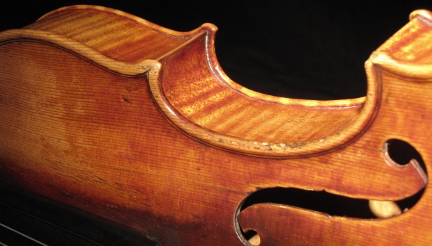 violin_tua_Stradivarius_1_0