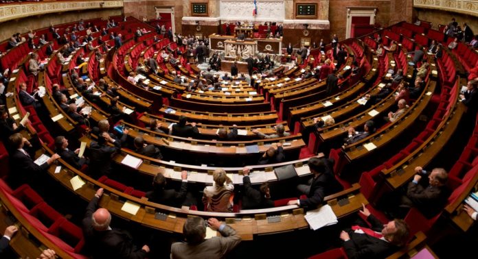 Panorama_de_l'hémicyle_de_l'assemblée_nationale