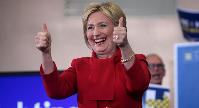Hillary Clinton bon format
