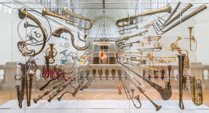 Fanfare, gallery 680 - copie