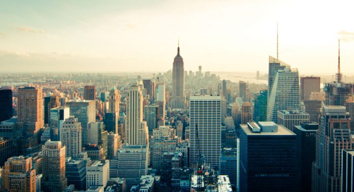 skyline-new-york-investir-immobilier A New-York, environ 30% de condos contre 70% de co-ops