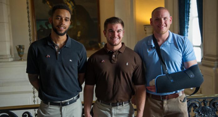 US Airman recognized as 'hero' in Paris