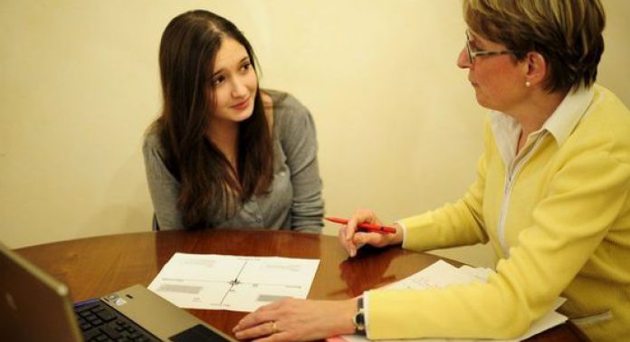 ANNIE DABURON, CONSULTANTE EN ORIENTATION SCOLAIRE ANNIE-DABURON-CONSULTANTE-EN-ORIENTATION-SCOLAIRE