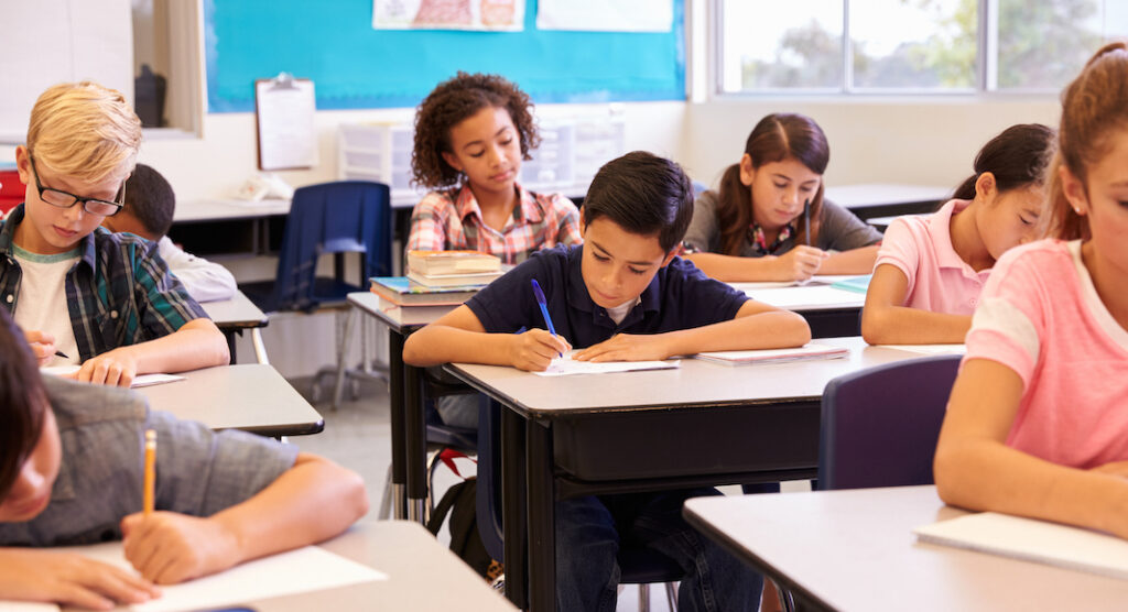 Les classes aux ÉtatsUnis et leurs équivalents français French Morning US