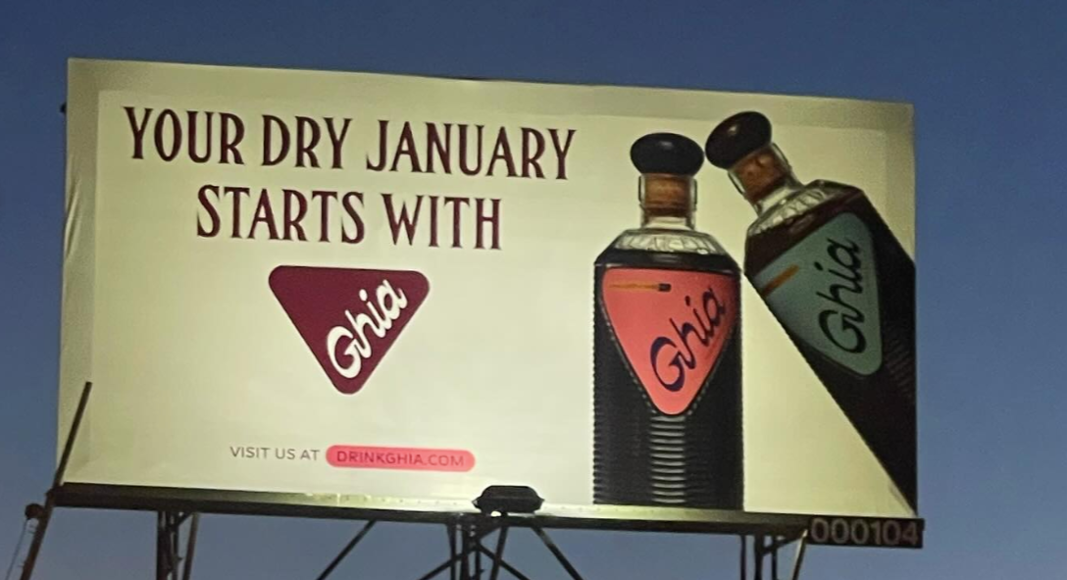 En janvier 2024, pour le Dry January, Ghia s'affiche en format XXL sur des panneaux publicitaires dans les rues de Los Angeles. © Mélanie Masarin