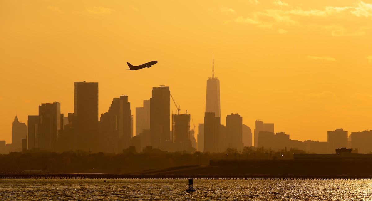 New York Minutes:  for LaGuardia, 384°C in Manhattan